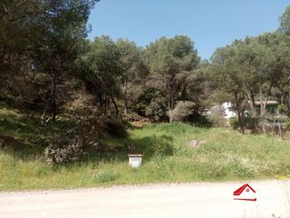 Terreny residencial a Las Jaras. Parcela urbana de 3.056 m2 con vistas panorámicas y precio incre