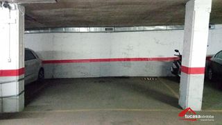 Aparcament cotxe a Fátima - Levante. Plaza de garaje doble en una de las mejores zonas de fátima
