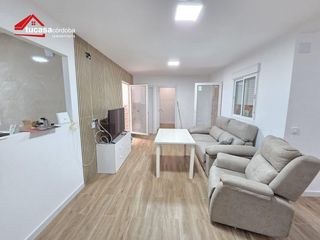 Appartement à Fuensanta- Arcángel. Piso con dos patios y trastero en el arcángel  2 amplios dormito