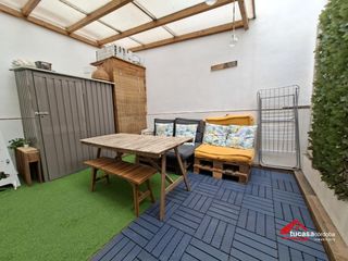 Pis a Ciudad Jardín - Zoco. Espectacular piso de 125 m2 con patio privado, terraza y 4 dormi