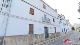 Maison à Obejo. Dale forma al hogar de tus sueños casa con 6 dormitorios, cocher
