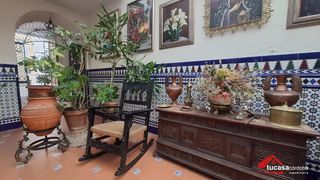 Casa en Sta. Marina - San Andrés - San Pablo - San Lorenzo. Exclusiva casa señorial con patio cordobés, jardín y piscina pri