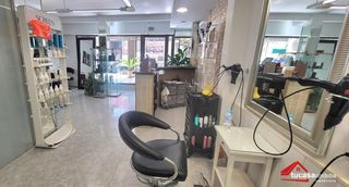 Local Comercial a Santa Rosa - Valdeolleros. Haz crecer tu negocio en santa rosa! amplio local de 140 m2