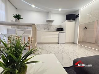 Affitto Appartamento in Casco Histórico  - Ribera - San Basilio. Se alquila loft! junto a las caballerizas reales