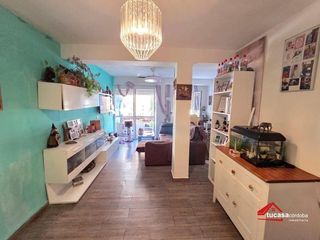 Piso en Sta. Marina - San Andrés - San Pablo - San Lorenzo. Piso ideal para inversión, con dos terrazas y posibilidad de 4 d