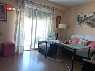 Flat in El Brillante -El Naranjo - El Tablero. Piso vpo en mirabueno de 3 dormitorios con terraza, plaza de par