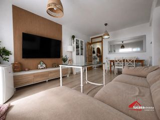 Flat in Viñuela - Rescatado. Amplitud, terraza y patio privado en levante córdoba