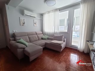 Piso en Fuensanta- Arcángel. Amplio piso de 3 dormitorios con ascensor en la fuensanta