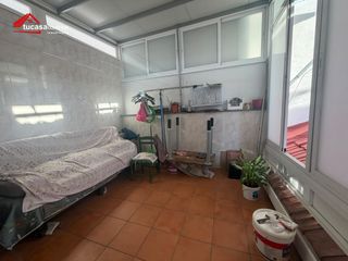 Maison à Campo de la Verdad - Miraflores. Casa de 60 m2 con terraza en la zona alta del campo de la verdad
