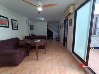 Casa in Almodóvar del Río. Gran casa de 220 m2 con 4 dormitorios dobles en almodóvar del rí