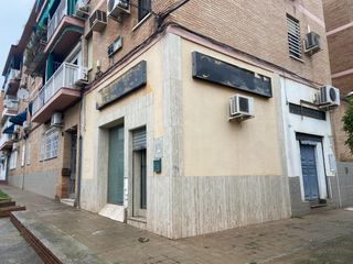 Local Comercial a Calle del Doctor Nevado del Rey