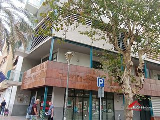 Pis a Santa Rosa - Valdeolleros. Piso en venta en santa rosa  todo exterior y muy bien ubicado