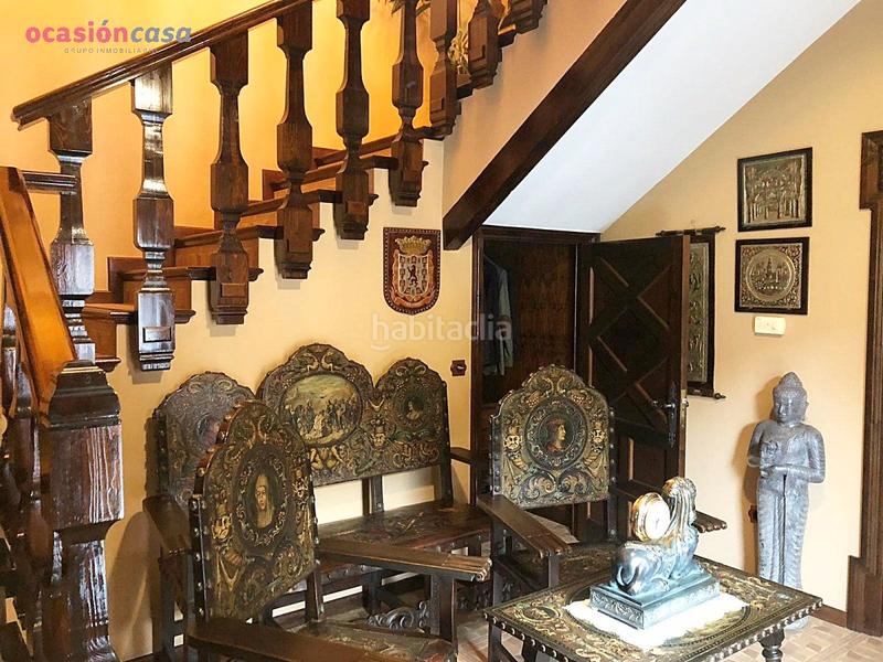 Foto dded5dec-8d50-49e9-aae3-9d6c60bd4d9e. Chalet avec parking dans Alcolea Córdoba