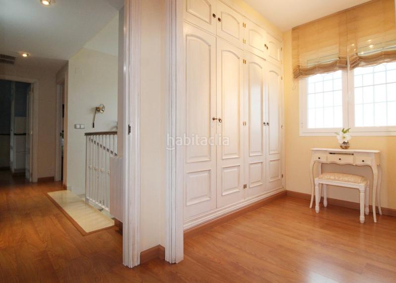 Foto 5f771dd2-cbb1-47dc-904d-f34835b6bf9c. Chalet mit kamin parking pool in Paraíso Arenal - La Colina Córdoba