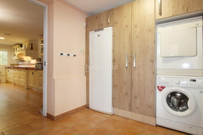 Foto ac9ffa3c-c6b8-4500-863e-12d2c213d840. Chalet mit kamin parking pool in Paraíso Arenal - La Colina Córdoba