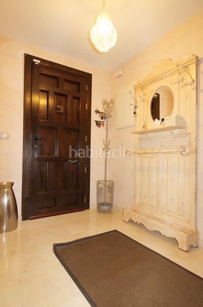 Foto b9f9acdb-389d-4a94-aebc-25c57d458147. Chalet mit kamin parking pool in Paraíso Arenal - La Colina Córdoba