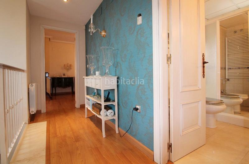 Foto bd2a0c70-28bb-46bc-aef6-1b6837926d0f. Chalet mit kamin parking pool in Paraíso Arenal - La Colina Córdoba