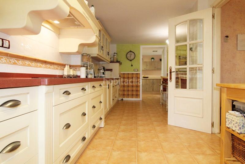 Foto f19d58f9-29da-497f-aa97-0b65fec04066. Chalet mit kamin parking pool in Paraíso Arenal - La Colina Córdoba