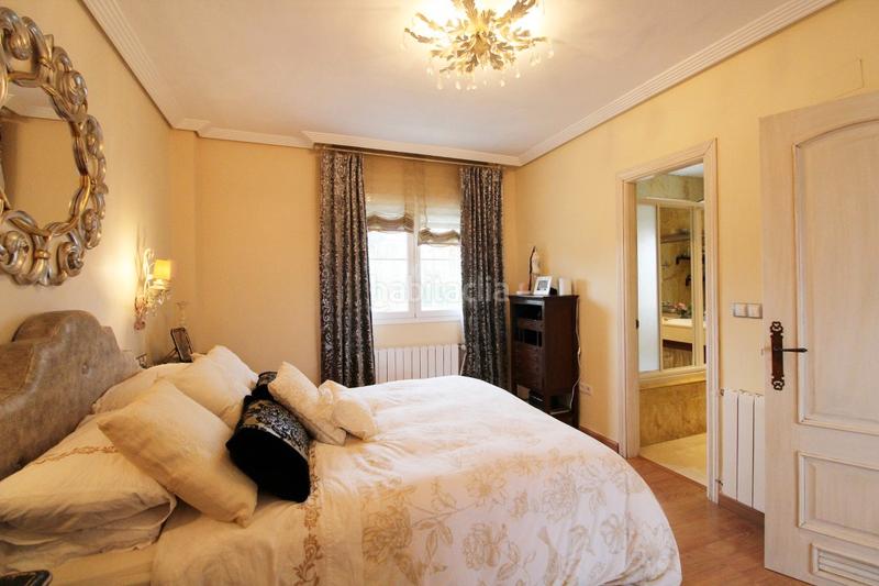 Foto f3392e95-cb3c-439a-9630-c1c60bb73c8e. Chalet mit kamin parking pool in Paraíso Arenal - La Colina Córdoba