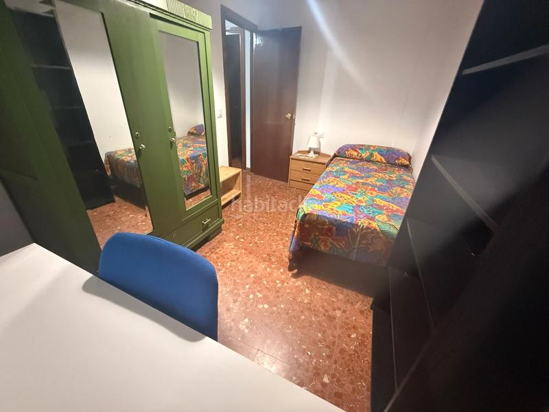 Foto 604454ec-aaab-4e96-8472-3ab7e2b999b9. Location appartement dans Ciudad Jardín - Zoco Córdoba