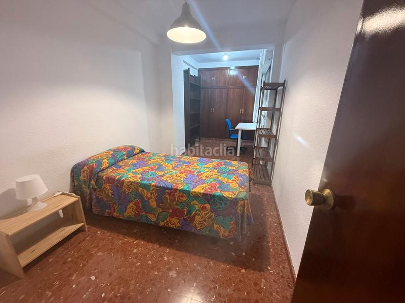 Foto 5d70f104-8a38-4bda-94c5-547ab629996f. Miete etagenwohnung in Ciudad Jardín - Zoco Córdoba