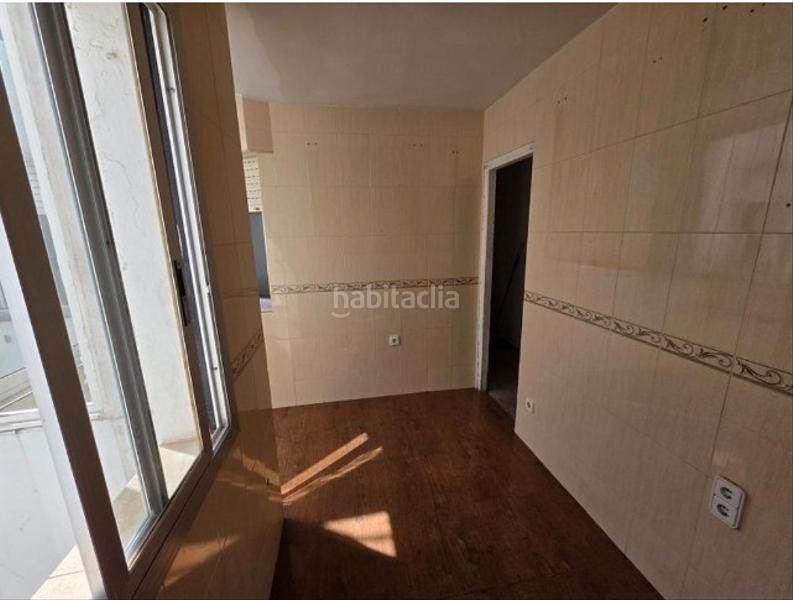 Foto ab4e559e-1c99-45a4-ad6b-97238ca29bd6. Appartamento in calle de la previsión 16 in Ciudad Jardín - Zoco Córdoba