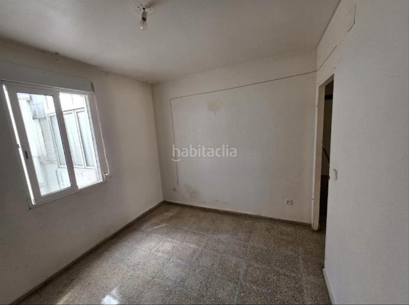 Foto b9d81544-3ca7-4f0d-80e4-c2fc939618f8. Appartamento in calle de la previsión 16 in Ciudad Jardín - Zoco Córdoba