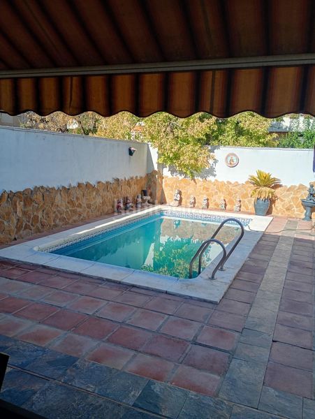 Foto 10da2070-e925-4d4c-9b7b-acfdb73b1dc2. Casa amb piscina a El Higuerón Córdoba