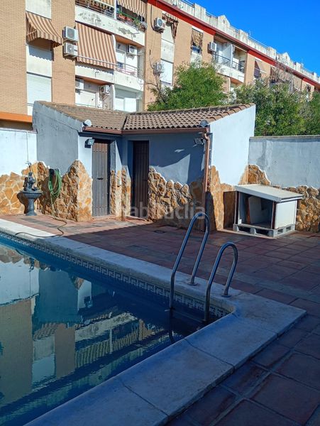 Foto 527b2800-3390-4dc7-a1f1-d30f7fecf2e0. Casa amb piscina a El Higuerón Córdoba
