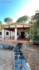 Xalet a N/a. Finca rústica en los arenales con vivienda amueblada, piscina y