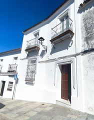 Maison à Calle de los nenes 11. ? magnífica casa de dos plantas en cazalla de la sierra ?
