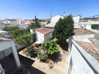 Towny house in Avenida de la constitucion 57