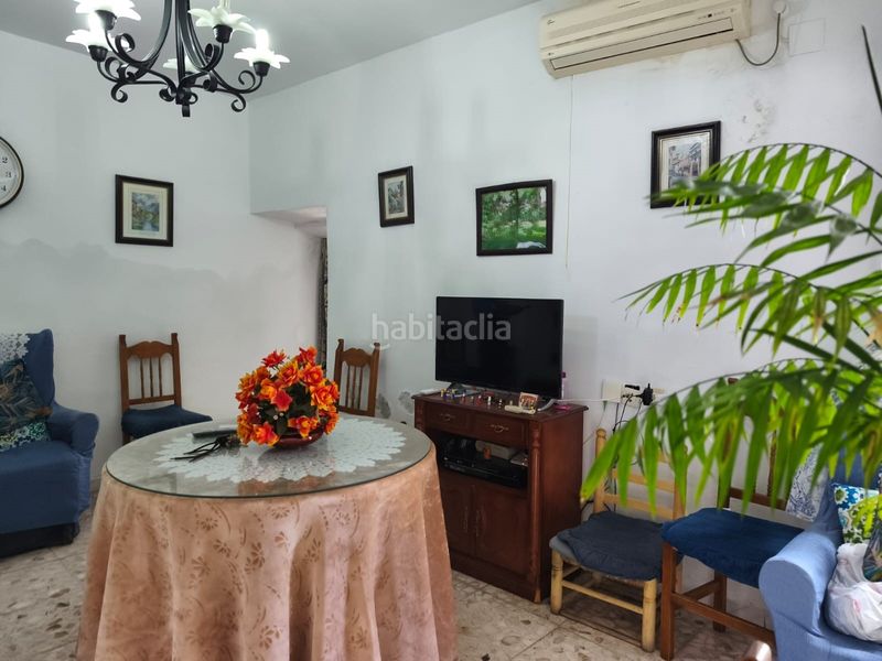 Foto 271678d1-4524-4f3e-892d-c3f7b19e5090. Casa a calle de velarde 52 a Cazalla de la Sierra