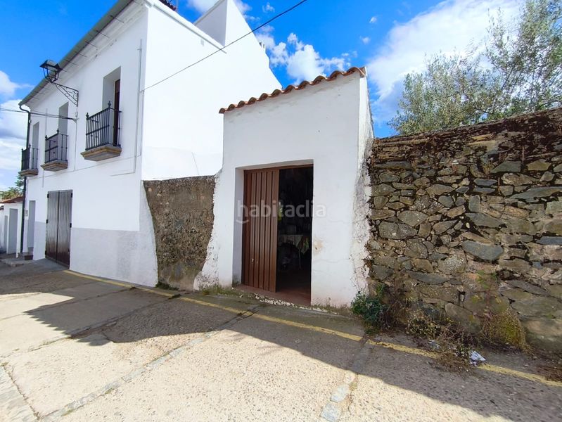 Foto 56e11463-0a44-4865-b85f-975251ec13c3. Casa a calle de velarde 52 a Cazalla de la Sierra