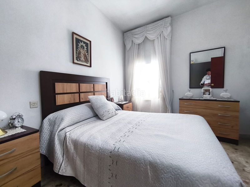 Foto b8fa5c6c-106c-4722-b27d-7b85c8c10242. Casa a calle de velarde 52 a Cazalla de la Sierra