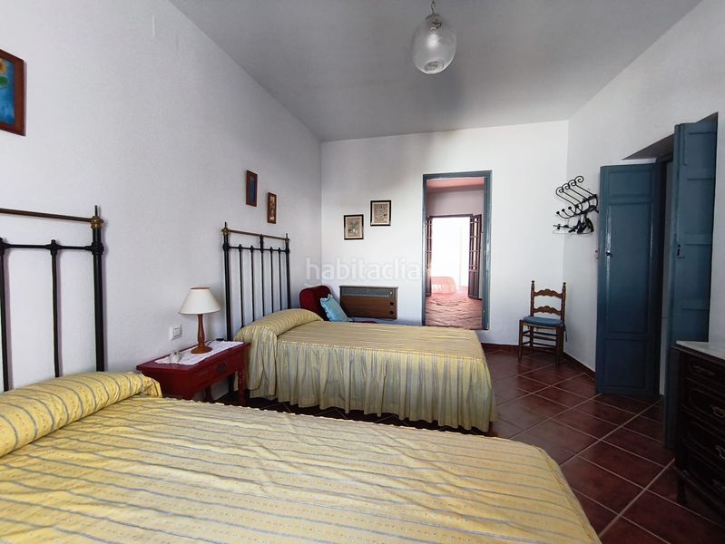 Foto 0391198f-128a-4354-8820-5f5fe4c5b028. House with fireplace parking in Cazalla de la Sierra