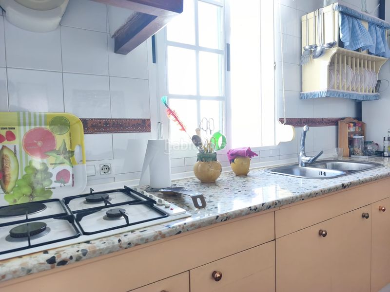 Foto c8c3cebd-baf8-4585-b754-9832024959b8. House with fireplace parking in Cazalla de la Sierra