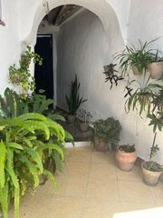 Appartement à Vejer. Apartamento en venta en casco antiguo, 2 dormitorios.