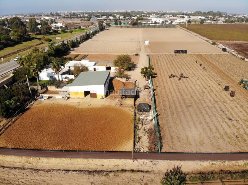 Foto 05a31737-f9fe-485a-a3f4-ff07c64fc271. Masia amb aparcament a Las Tres Piedras - Costa Ballena Chipiona