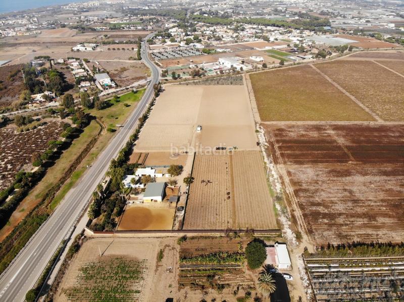 Foto 4c049962-7aae-4732-91a7-a09521f0772a. Masia amb aparcament a Las Tres Piedras - Costa Ballena Chipiona