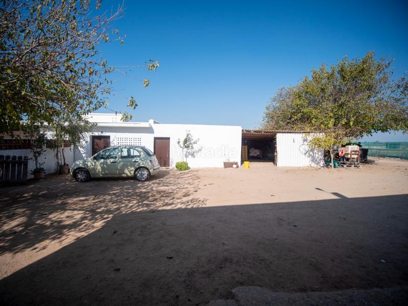 Foto c22d2a4d-e175-457e-8f24-eee5dd0cf646. Masia amb aparcament a Las Tres Piedras - Costa Ballena Chipiona