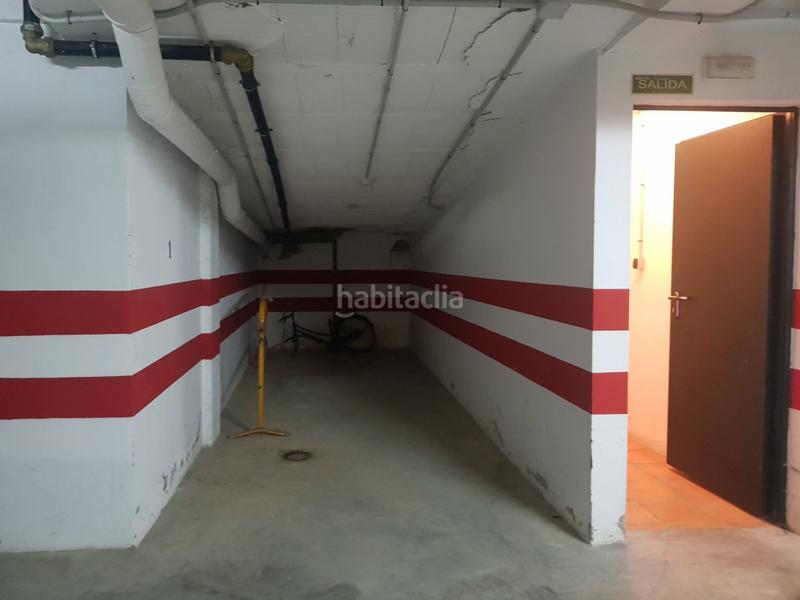 Foto c58cb228-6301-49cd-8486-8cc546a9c726. Parking voiture dans Playa Cruz del Mar Chipiona