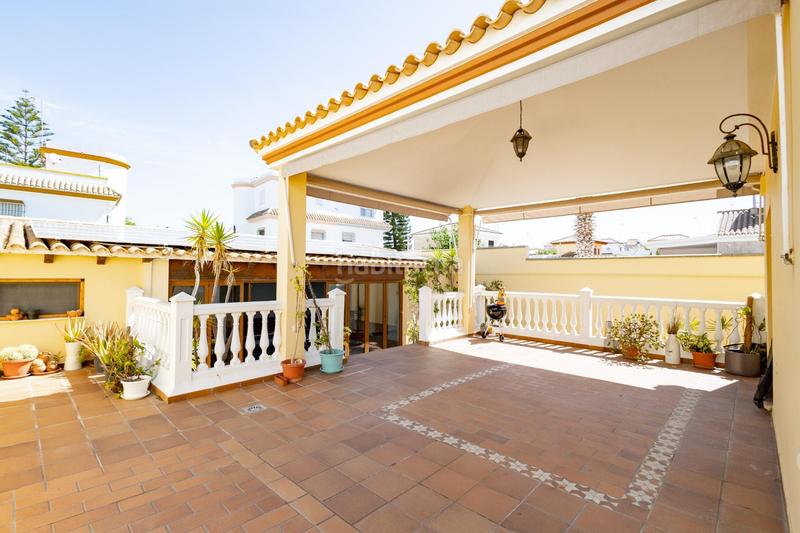 Foto 2a201ea4-d0a7-4786-a838-e6c1b474e45f. Xalet amb calefacció aparcament piscina a La Laguna Chipiona