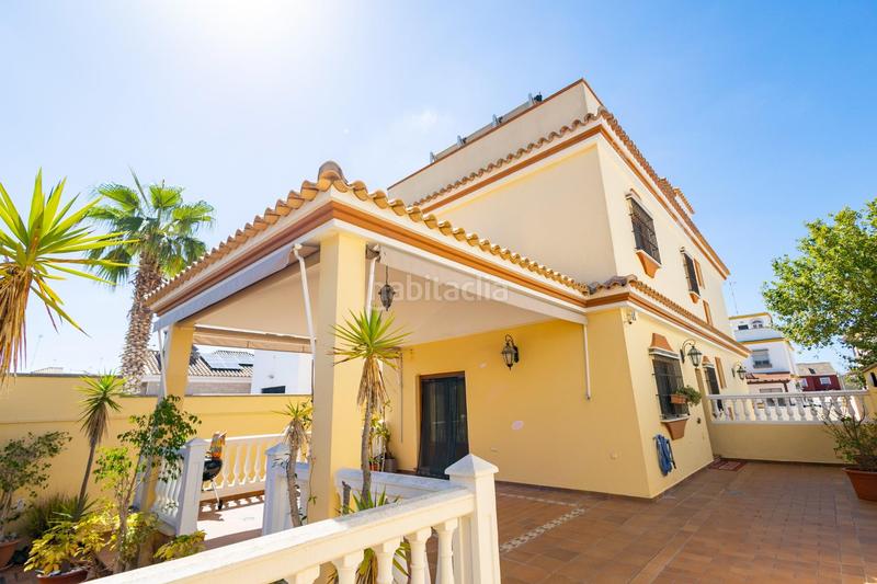 Foto 7bee8e03-0597-4f01-aa4b-ece0f42b16a0. Xalet amb calefacció aparcament piscina a La Laguna Chipiona