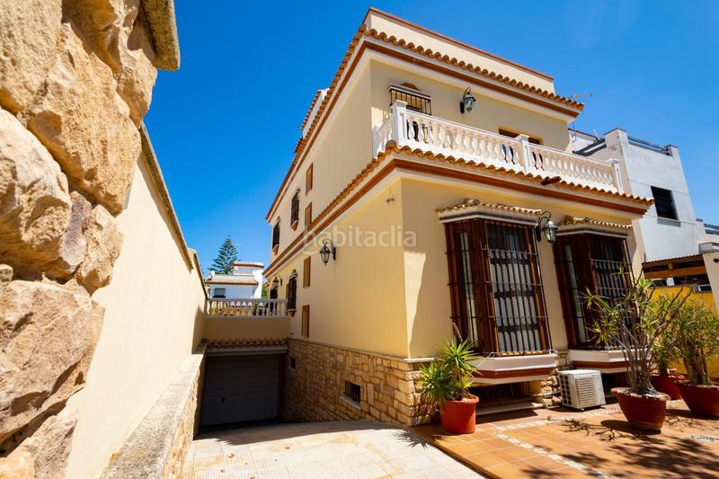 Foto 9cd5f488-4221-47d2-ab29-8407f3415550. Xalet amb calefacció aparcament piscina a La Laguna Chipiona