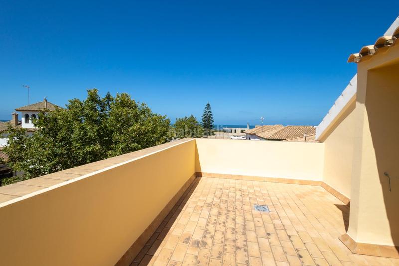 Foto dd9c3ec9-31fd-4f60-b088-8d31ef6d966d. Xalet amb calefacció aparcament piscina a La Laguna Chipiona