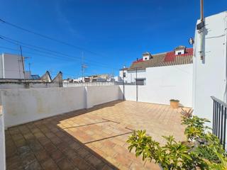 Maison en Ayuntamiento-Barrio Alto. Casa en barrio alto
