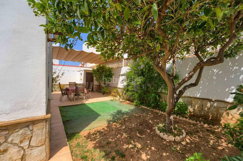 Foto ad4f9555-be75-4c4c-a59a-e6ed436ee5fa. Casa aparellada amb calefacció aparcament a Playa de la Regla Chipiona