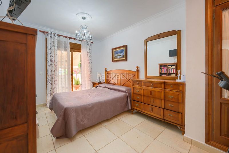Foto c6232c91-5728-4766-97a6-712bb4396199. Casa aparellada amb calefacció aparcament a Playa de la Regla Chipiona