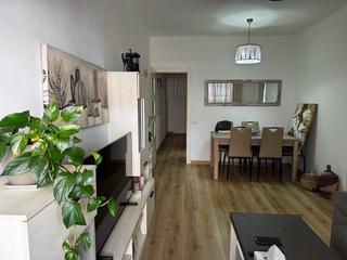 Appartement  Passeig de la torre blanca. Piso  reformado y súper luminoso en muy buena zona.